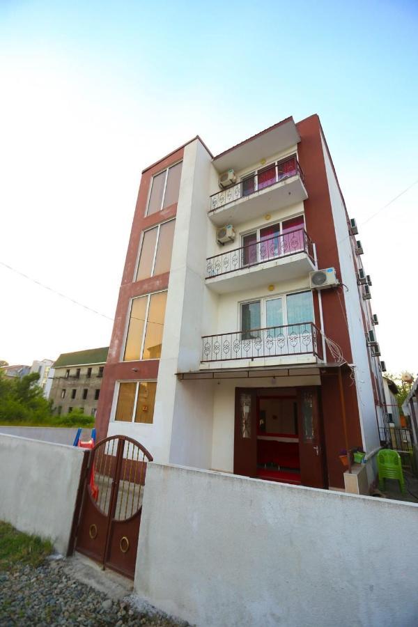 Hotel Theodora Ureki Exteriér fotografie